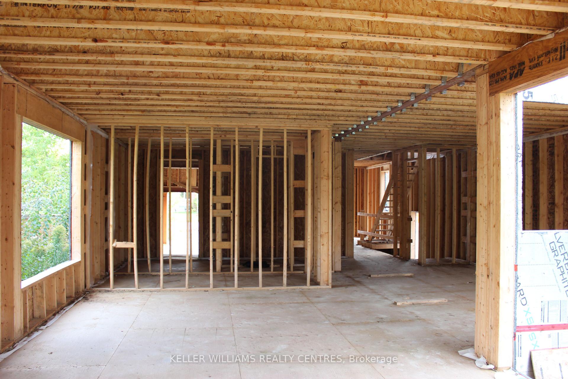 Photo 6 of 370 Walter Drive, Georgina, Keswick South — HOMEH
