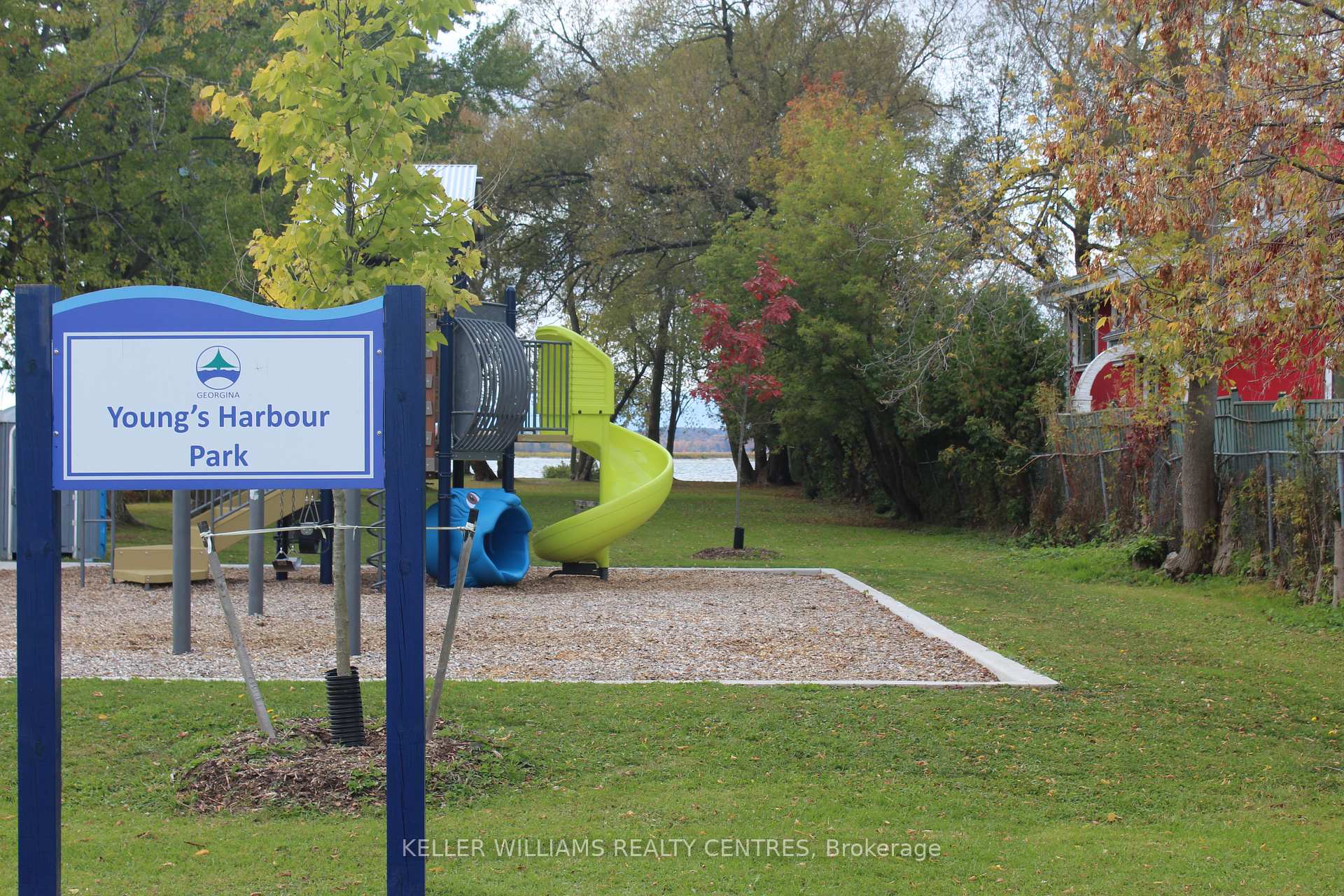 Photo 15 of 370 Walter Drive, Georgina, Keswick South — HOMEH