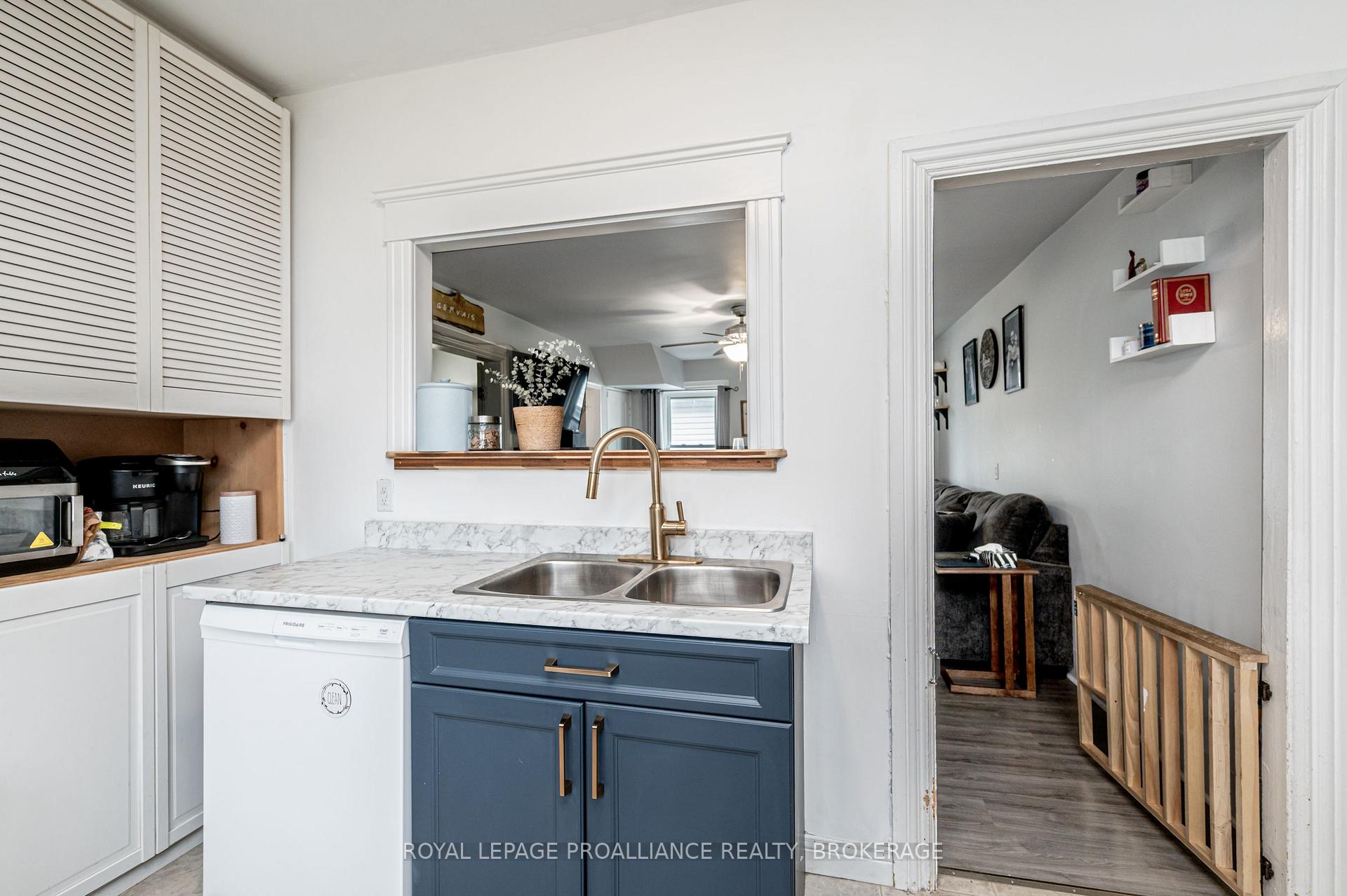 Photo 8 of 4089 Perth Road, Frontenac, Frontenac South — HOMEH