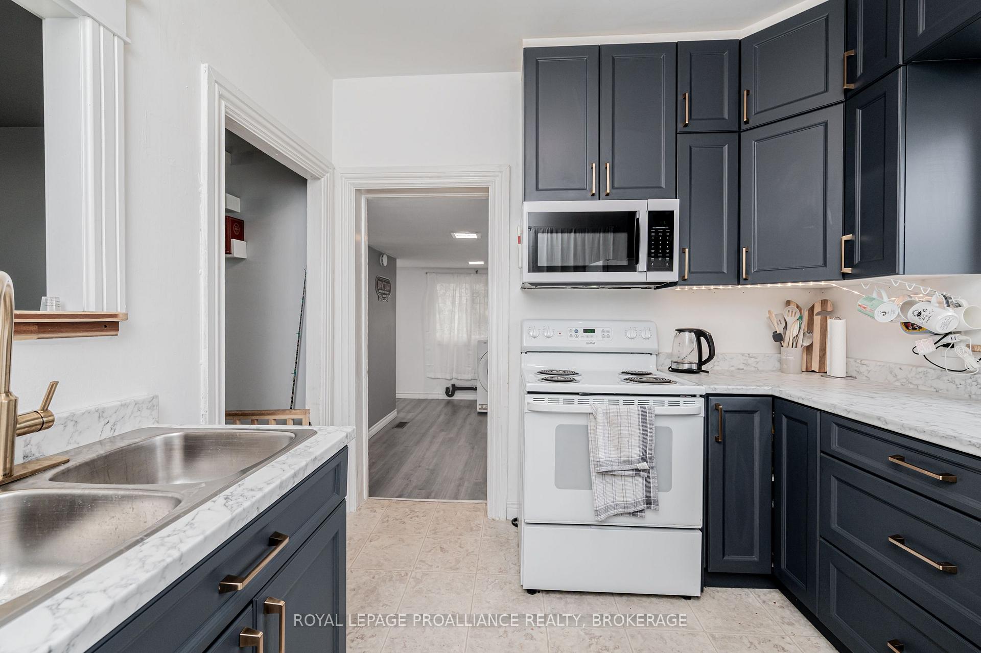 Photo 9 of 4089 Perth Road, Frontenac, Frontenac South — HOMEH