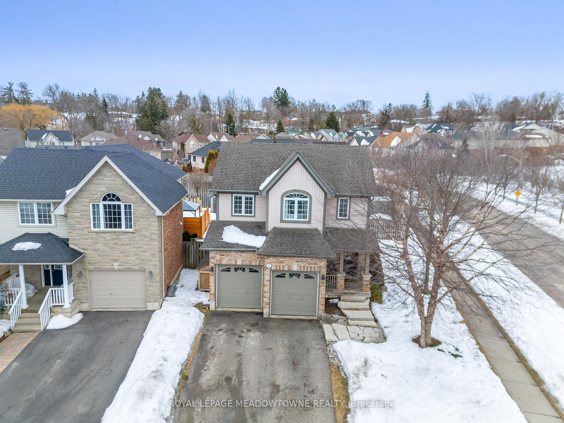 Front of 27 Meadowglen Boulevard