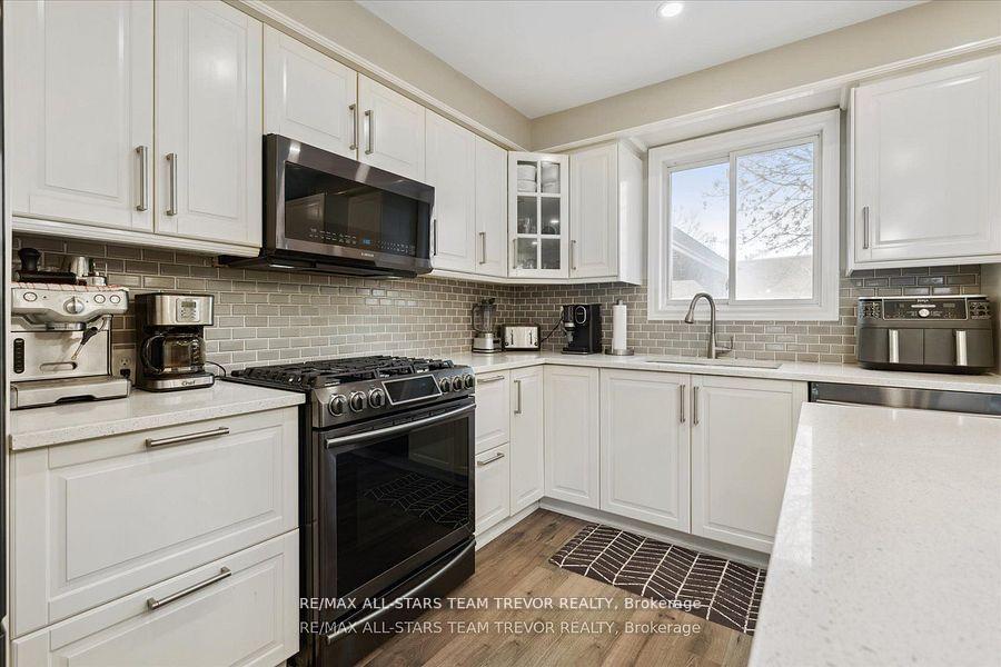 Photo 6 of 11 Windover Drive, Georgina, Keswick South — HOMEH