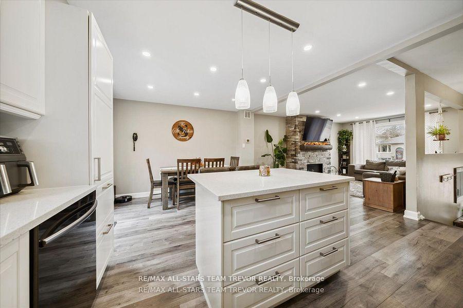 Photo 7 of 11 Windover Drive, Georgina, Keswick South — HOMEH