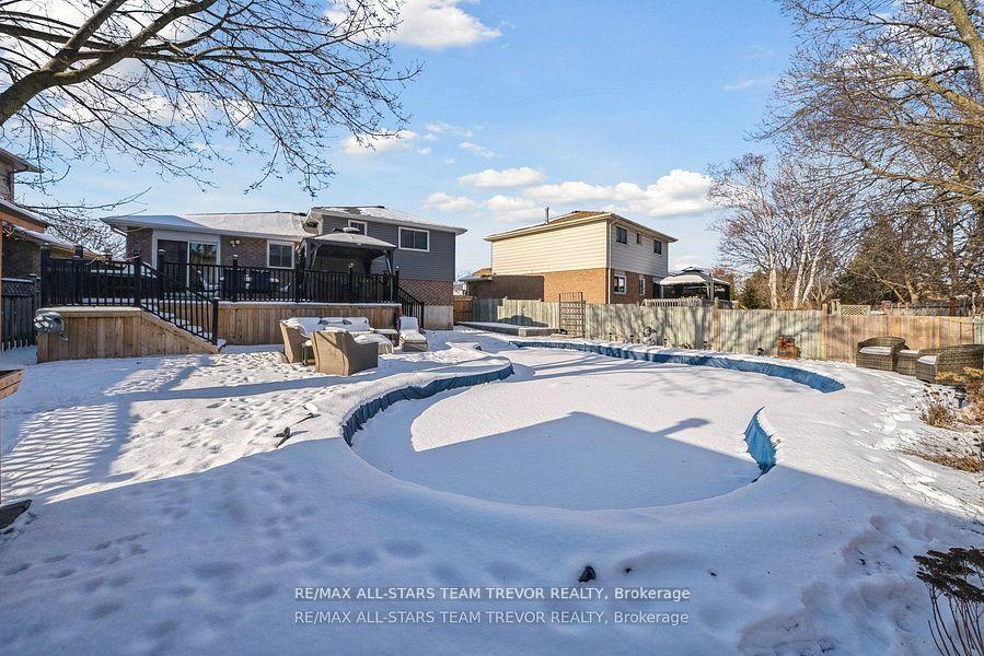 Photo 40 of 11 Windover Drive, Georgina, Keswick South — HOMEH