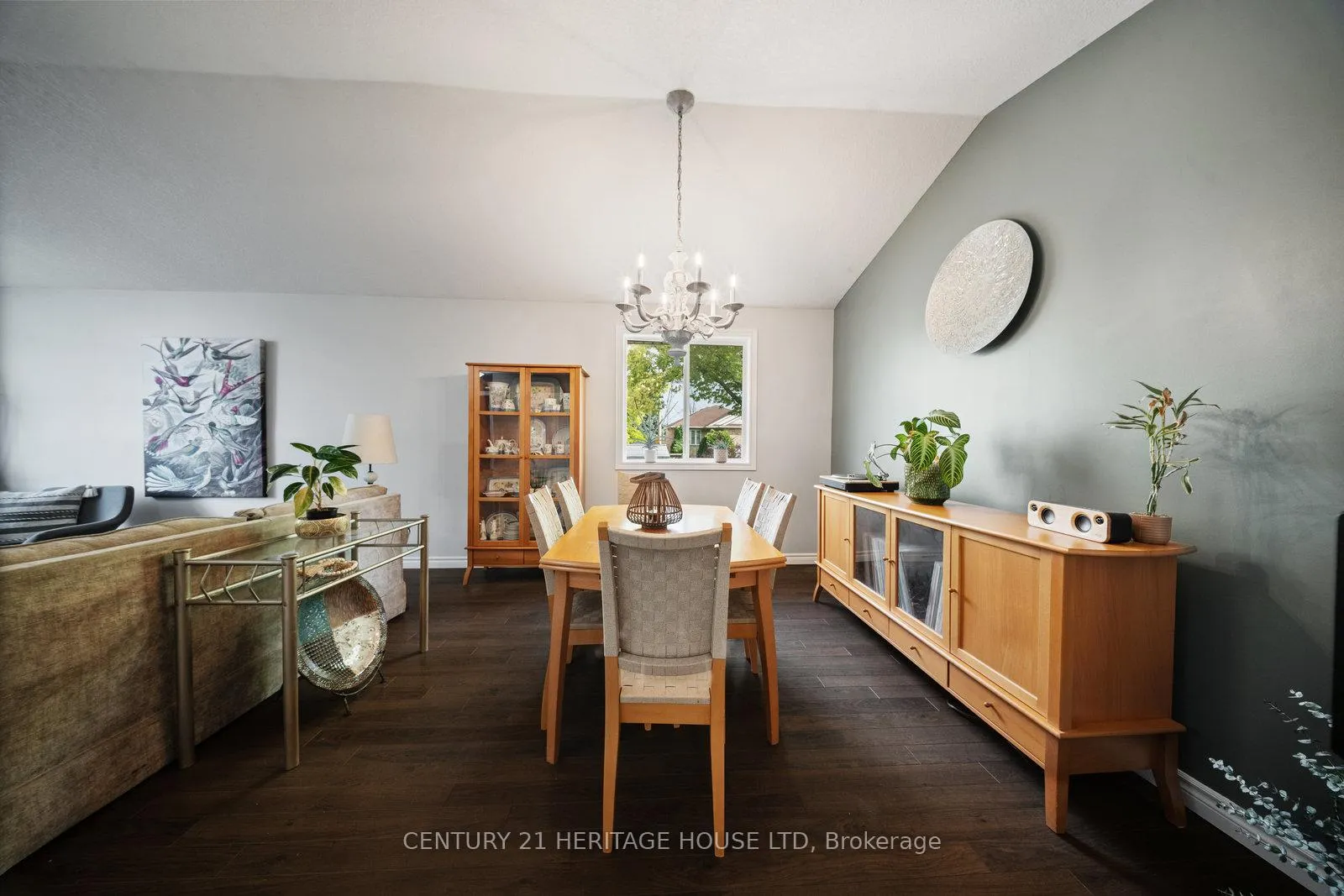Photo 8 of 43 Idlewilde Lane, Hamilton, Mount Hope — HOMEH