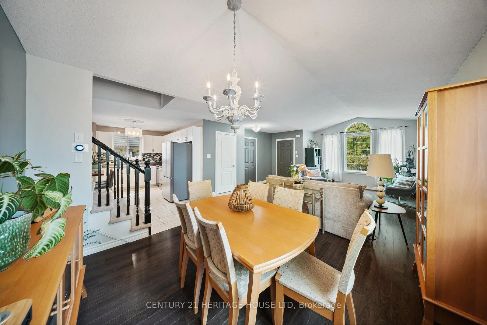 Photo 9 of 43 Idlewilde Lane, Hamilton, Mount Hope — HOMEH