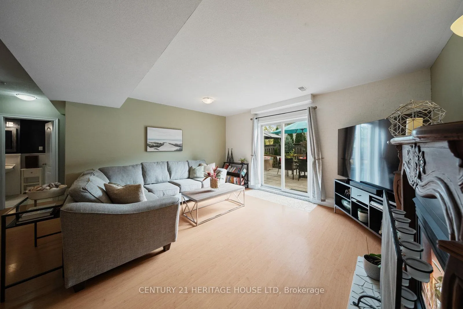 Photo 17 of 43 Idlewilde Lane, Hamilton, Mount Hope — HOMEH
