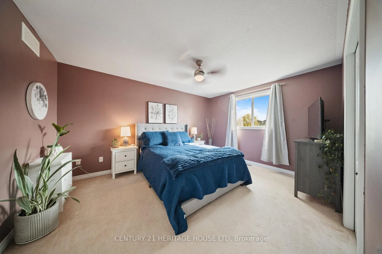 Photo 20 of 43 Idlewilde Lane, Hamilton, Mount Hope — HOMEH