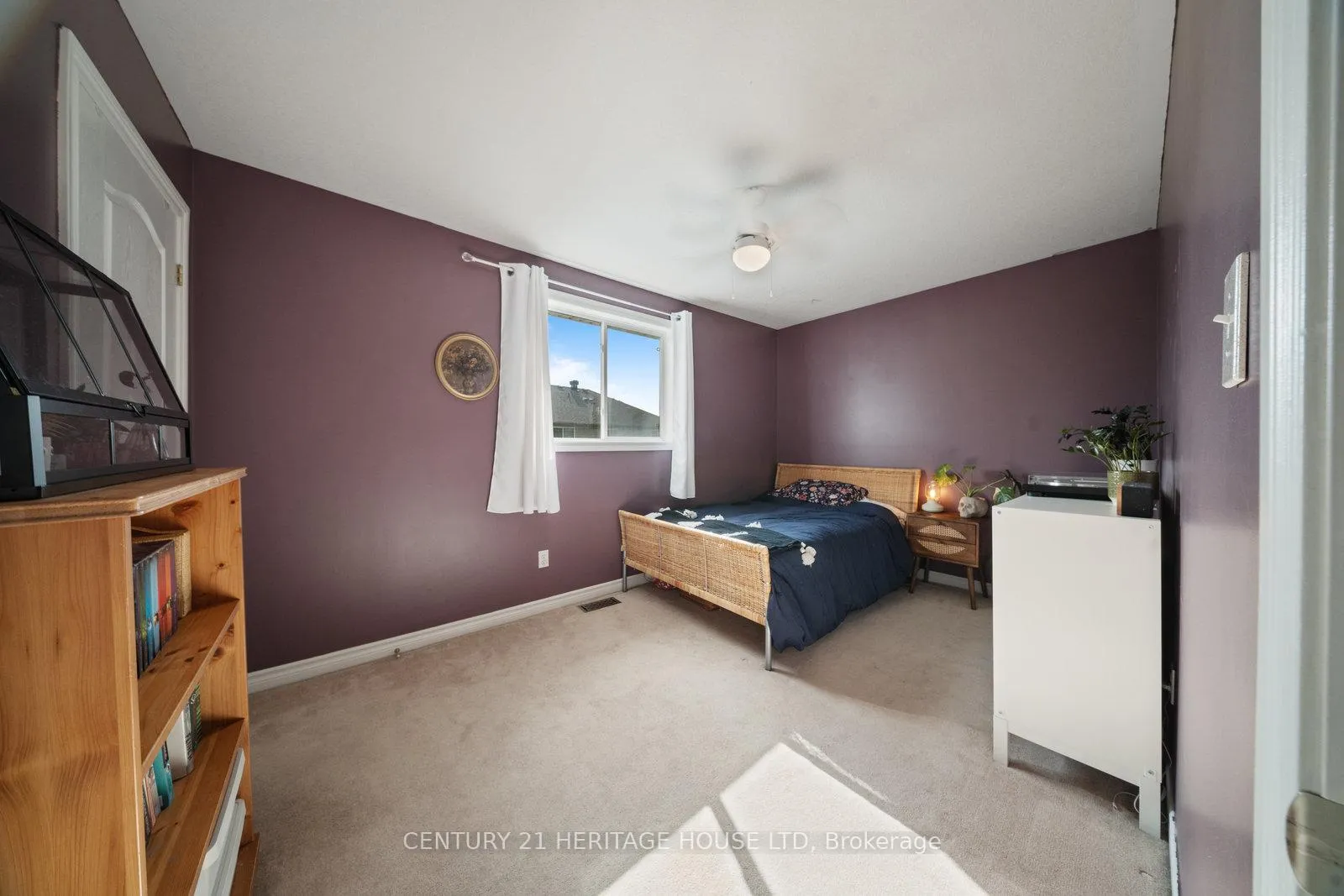 Photo 21 of 43 Idlewilde Lane, Hamilton, Mount Hope — HOMEH