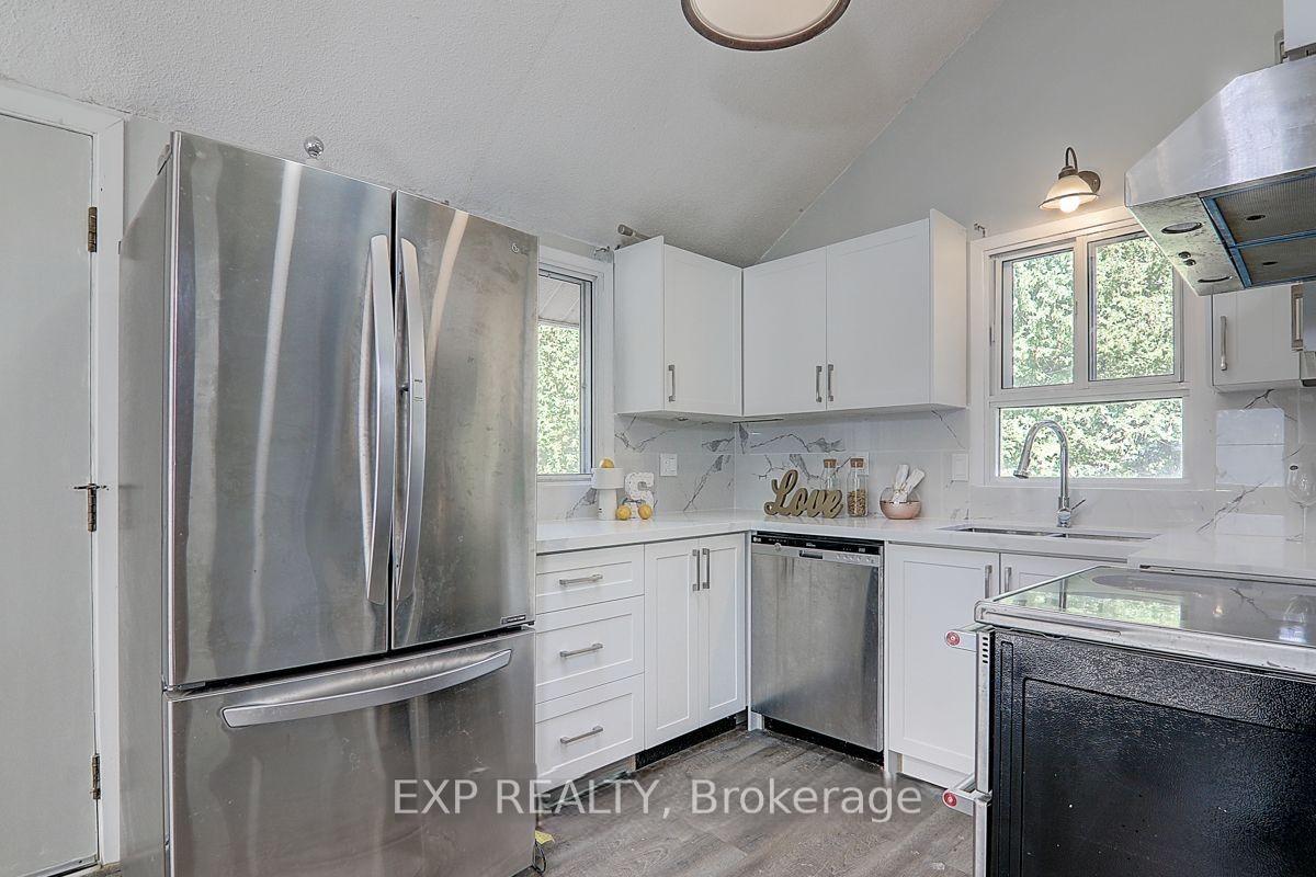 Photo 17 of 28 Pinery Lane, Georgina, Sutton & Jackson's Point — HOMEH