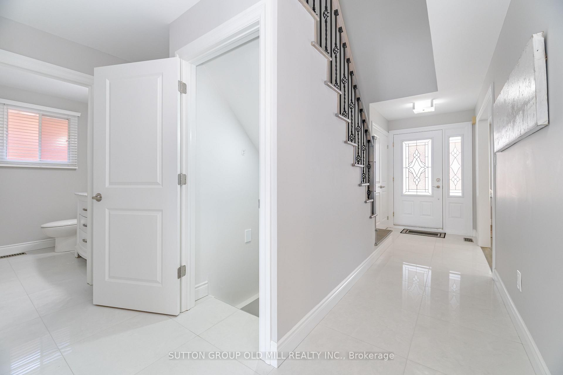Photo 3 of 93 Indian Crescent, Hamilton, Burkholme — HOMEH