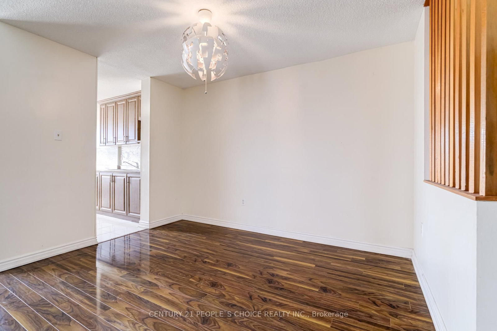 Photo 9 of Unit 202, 4 Kings Cross Rd, Brampton, Queen Street Corridor — HOMEH