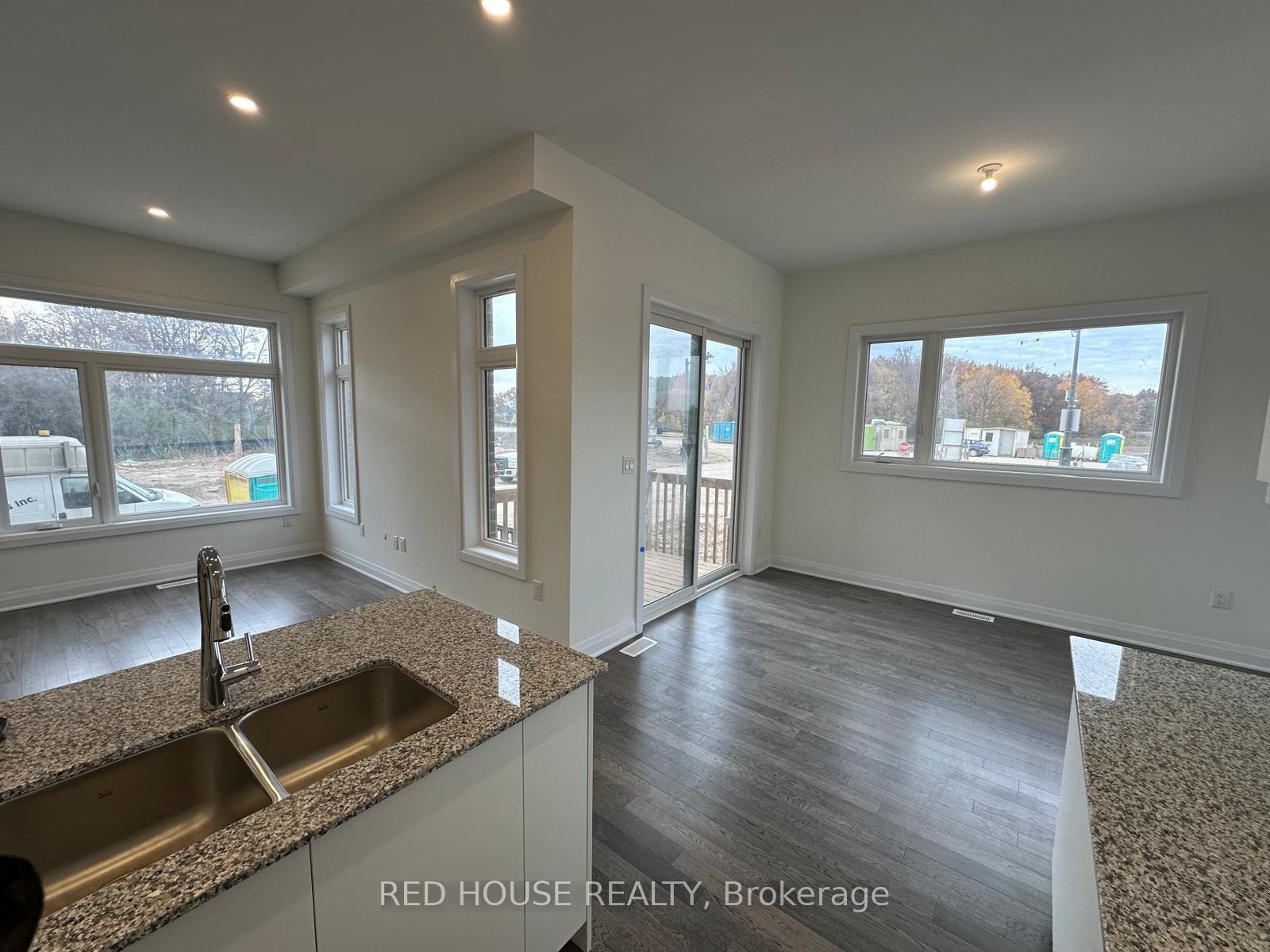 Photo 4 of 3171 Mariner Passage, Oakville, Glenorchy — HOMEH