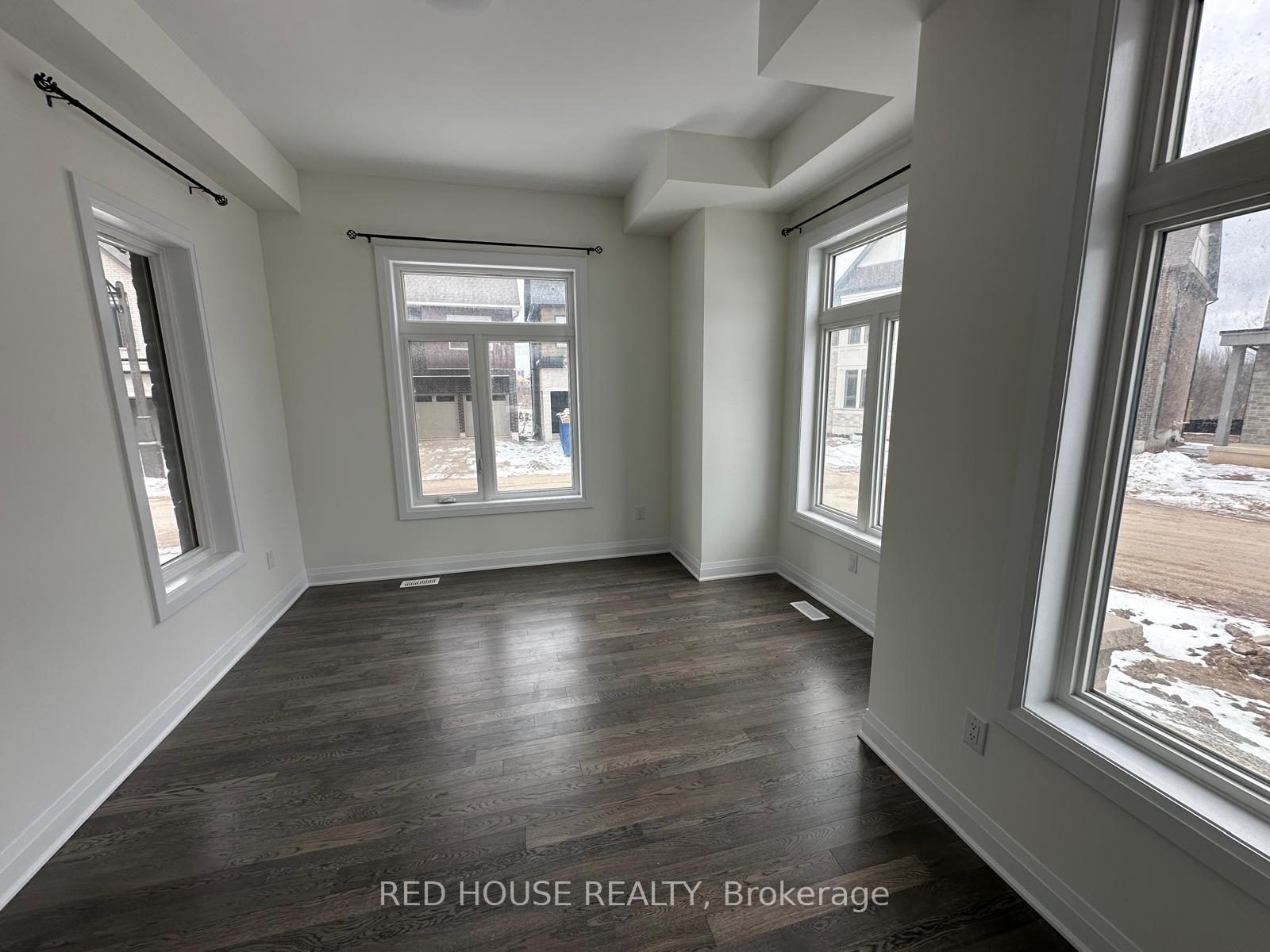 Photo 5 of 3171 Mariner Passage, Oakville, Glenorchy — HOMEH