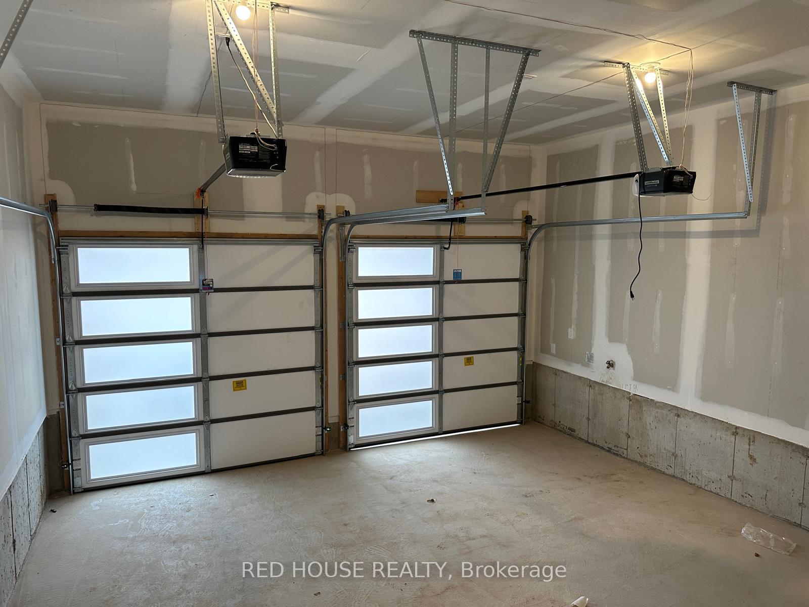 Photo 13 of 3171 Mariner Passage, Oakville, Glenorchy — HOMEH