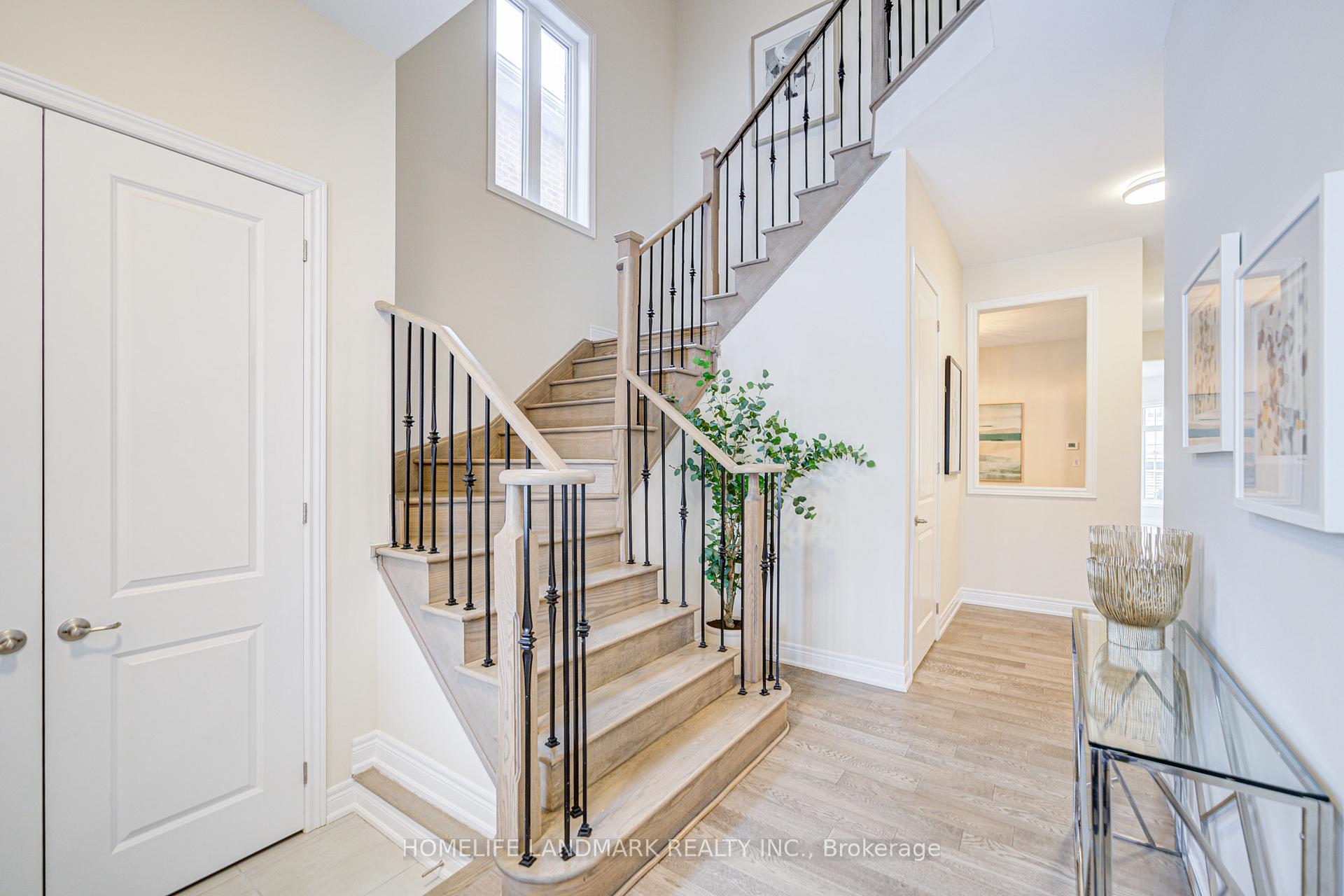 Photo 3 of 15192 Danby Road, Halton Hills, Georgetown — HOMEH