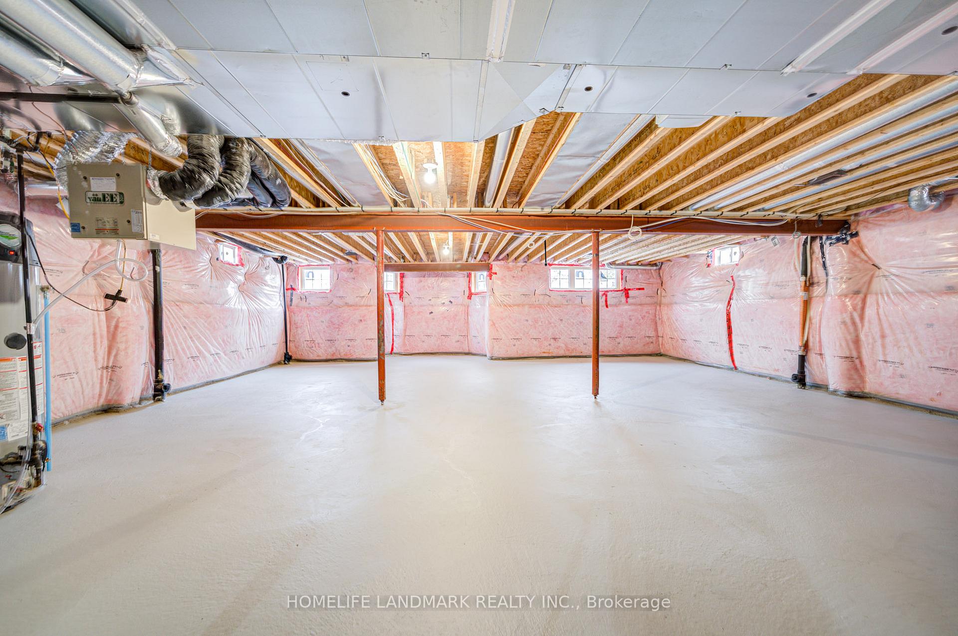 Photo 37 of 15192 Danby Road, Halton Hills, Georgetown — HOMEH