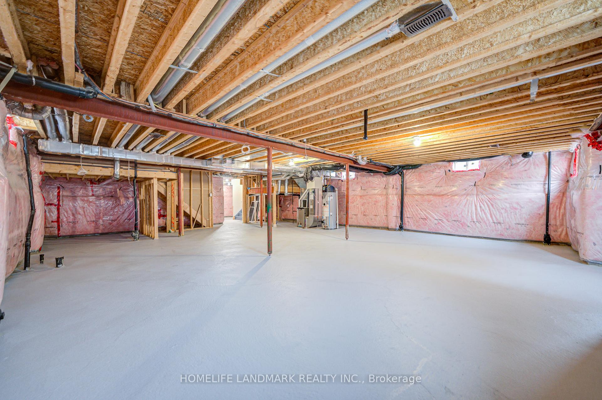 Photo 38 of 15192 Danby Road, Halton Hills, Georgetown — HOMEH