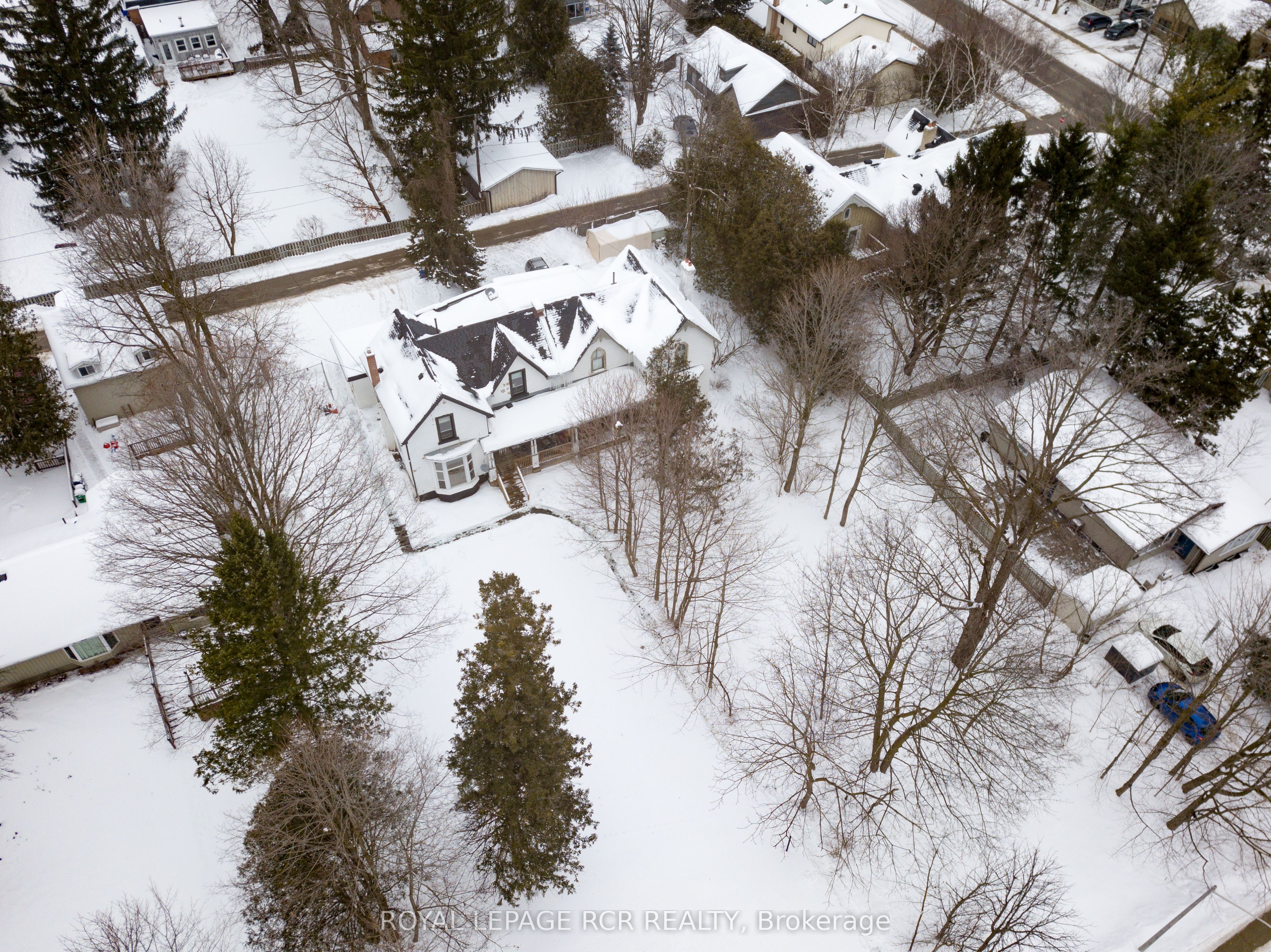 Photo 31 of Unit Unit #2, 9 Second Avenue, Orangeville — HOMEH