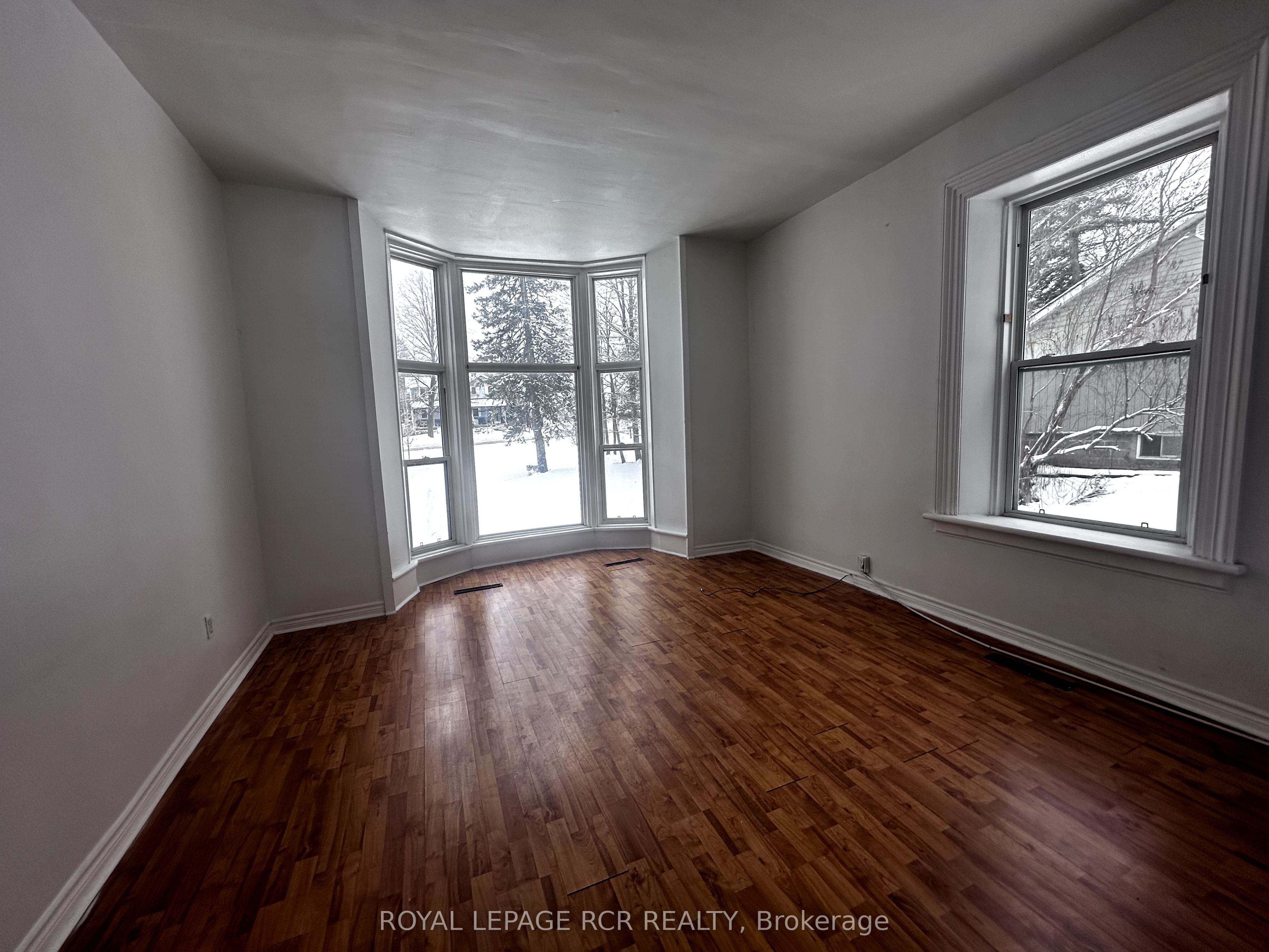 Photo 36 of Unit Unit #2, 9 Second Avenue, Orangeville — HOMEH