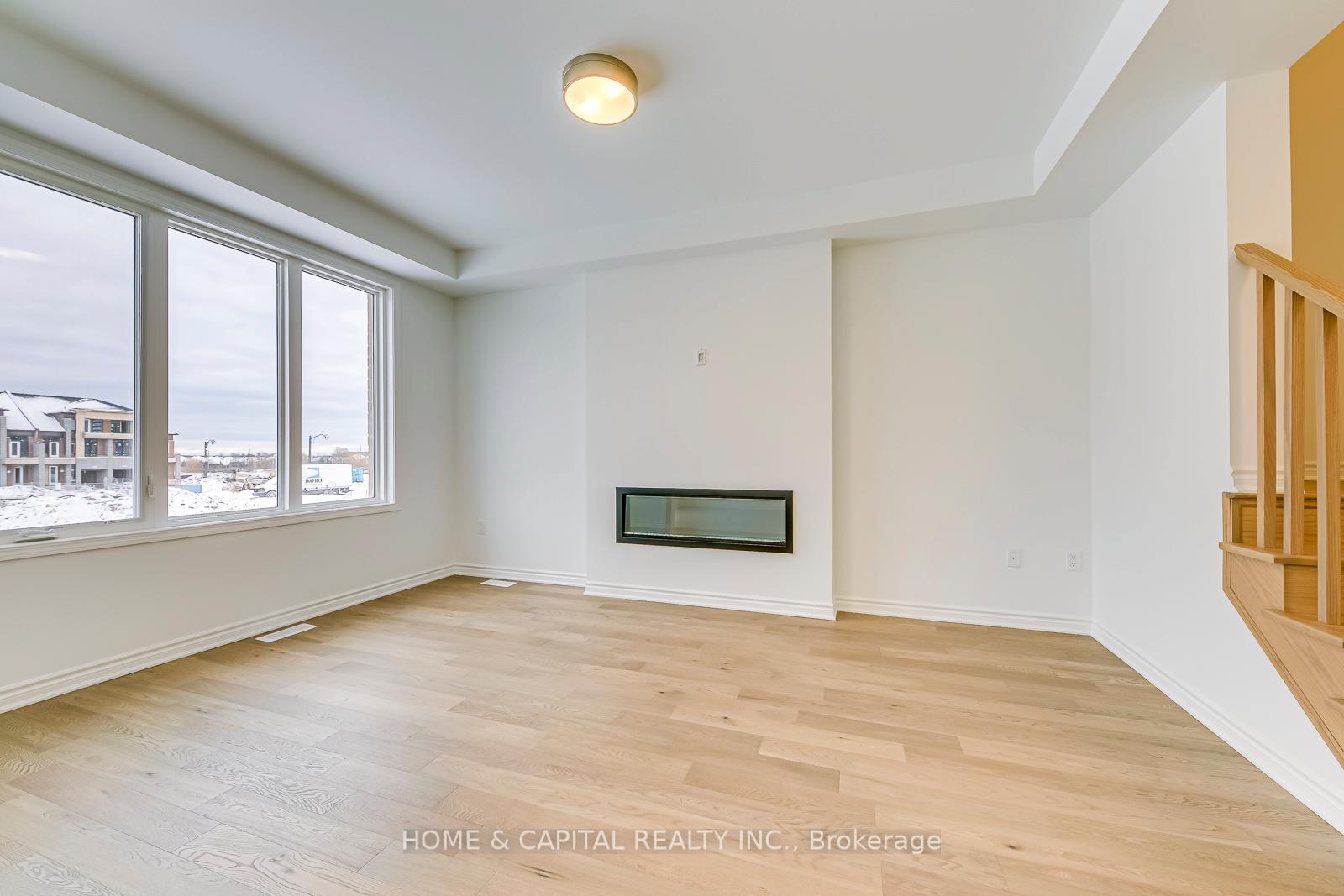 Photo 7 of 3023 Langdon Road, Oakville, Joshua Meadows — HOMEH