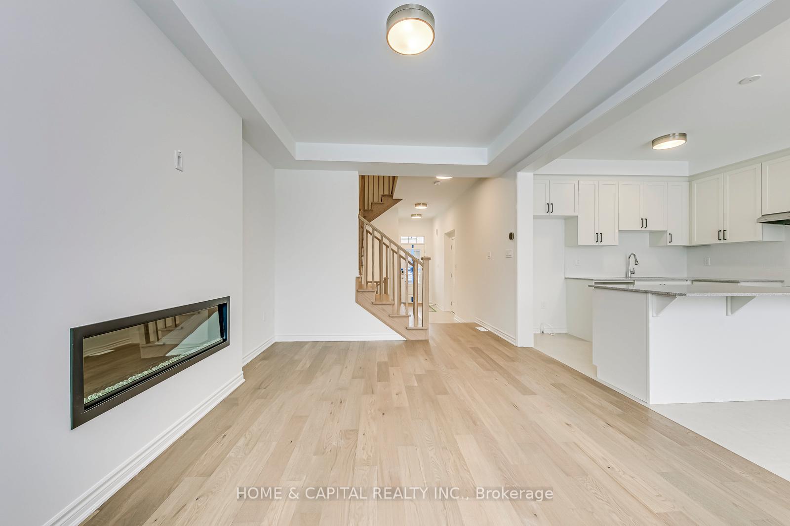 Photo 8 of 3023 Langdon Road, Oakville, Joshua Meadows — HOMEH