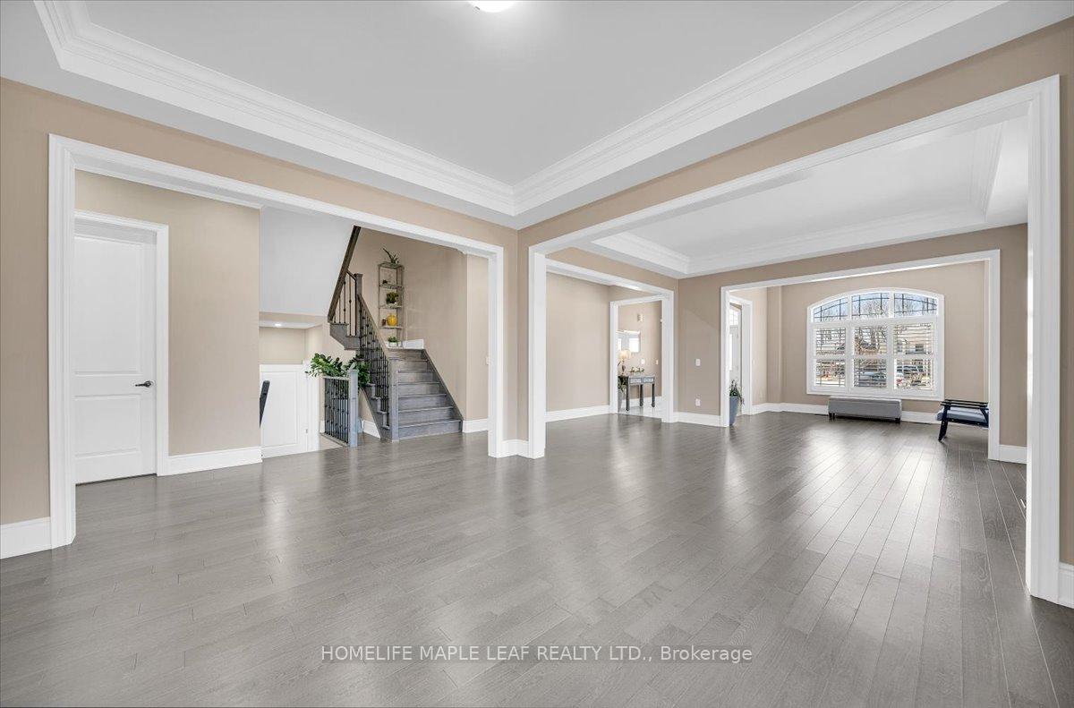 Photo 8 of 36 Daisy Meadow Crescent, Caledon, Caledon East — HOMEH