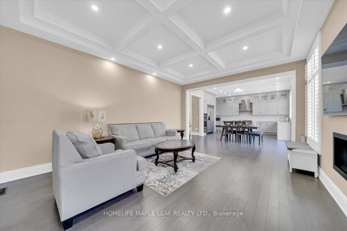 Photo 12 of 36 Daisy Meadow Crescent, Caledon, Caledon East — HOMEH