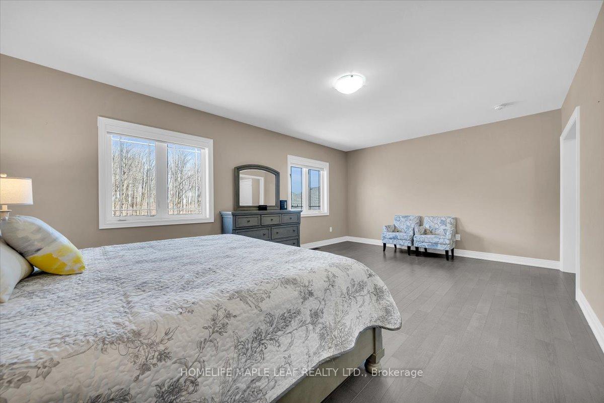 Photo 21 of 36 Daisy Meadow Crescent, Caledon, Caledon East — HOMEH