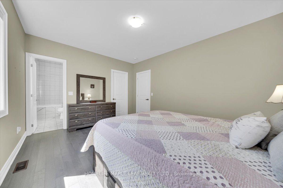 Photo 29 of 36 Daisy Meadow Crescent, Caledon, Caledon East — HOMEH