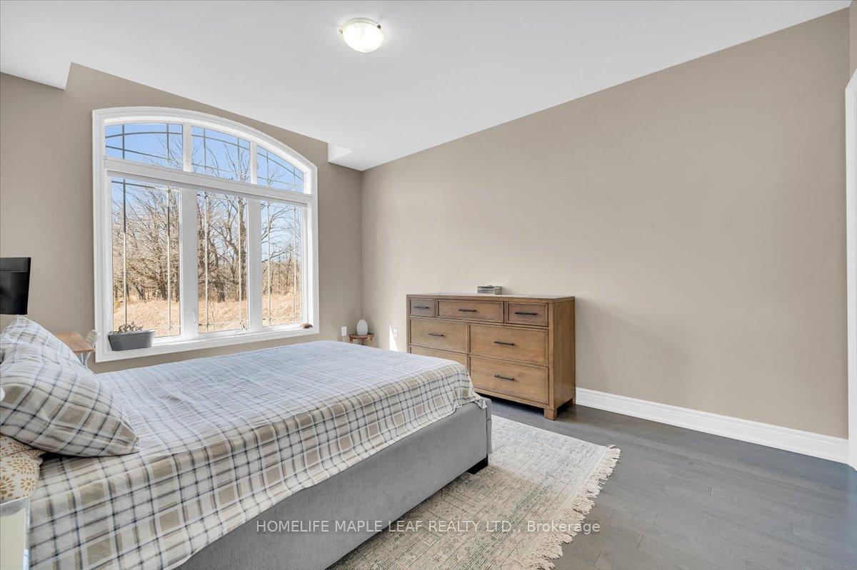 Photo 31 of 36 Daisy Meadow Crescent, Caledon, Caledon East — HOMEH