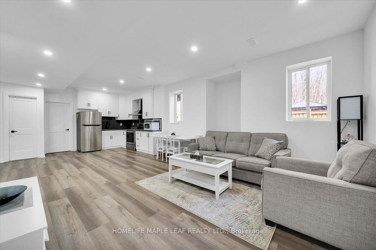 Photo 38 of 36 Daisy Meadow Crescent, Caledon, Caledon East — HOMEH