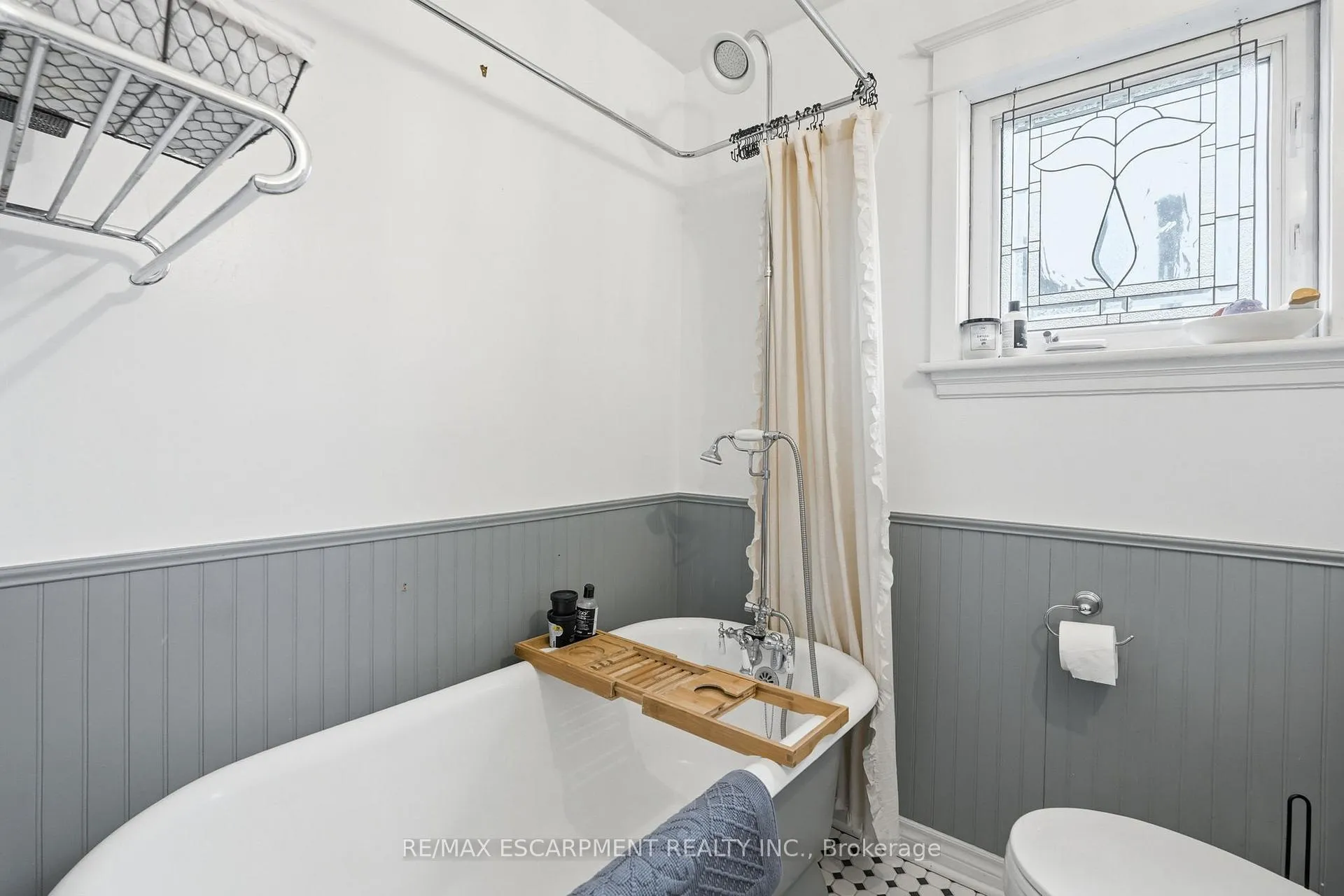 Photo 22 of 1 Rutherford Avenue, Hamilton, St. Clair — HOMEH