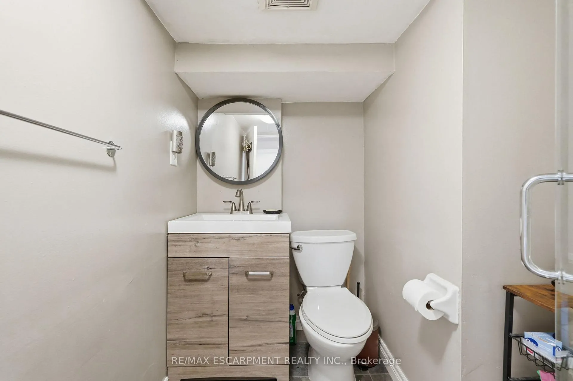 Photo 33 of 1 Rutherford Avenue, Hamilton, St. Clair — HOMEH