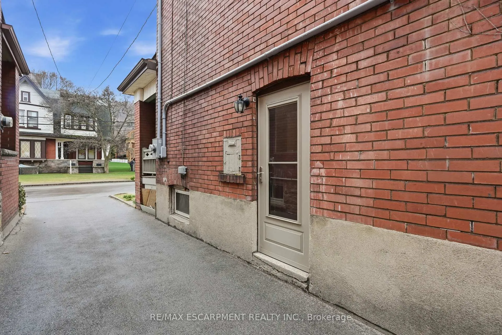 Photo 43 of 1 Rutherford Avenue, Hamilton, St. Clair — HOMEH