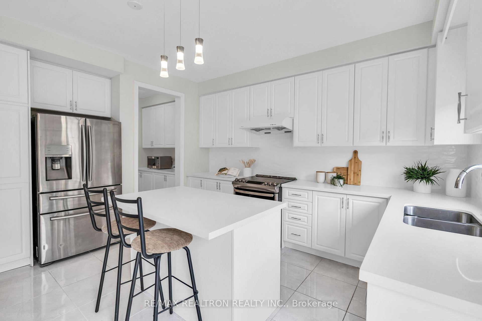 Photo 7 of 27 Pietrowski Drive, Georgina, Keswick North — HOMEH