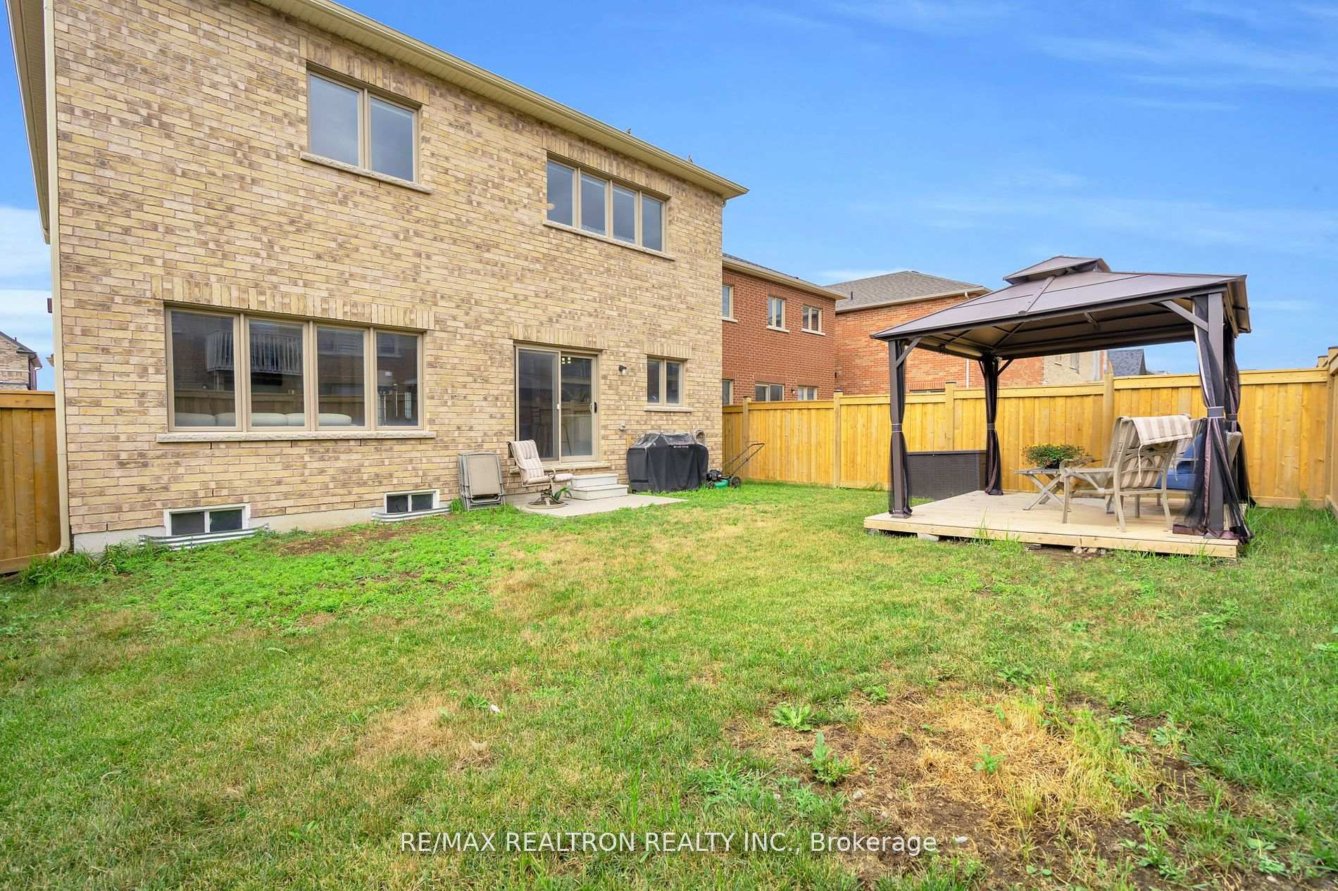 Photo 32 of 27 Pietrowski Drive, Georgina, Keswick North — HOMEH
