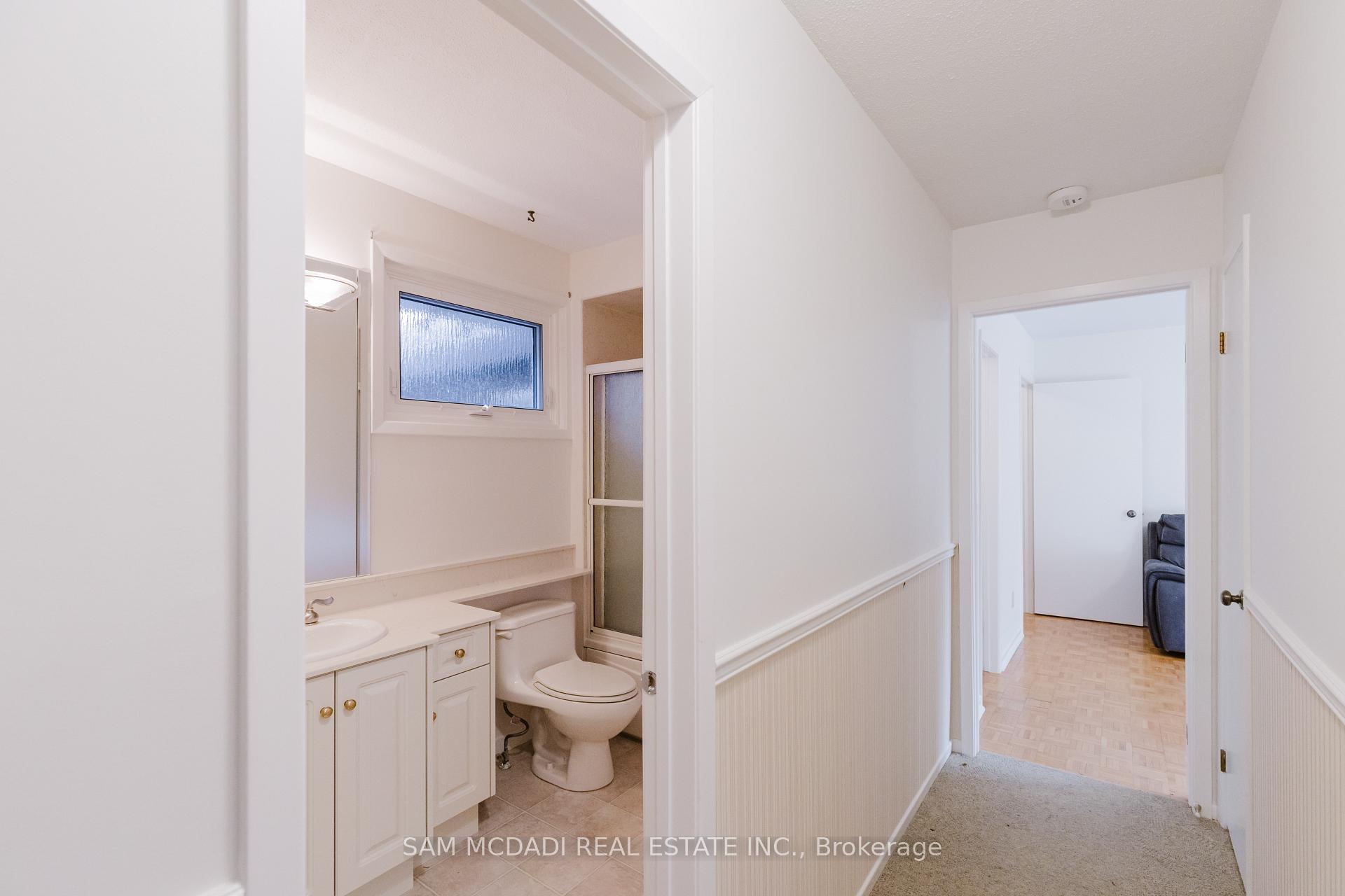 Photo 29 of 246 Vance Drive, Oakville, Bronte — HOMEH