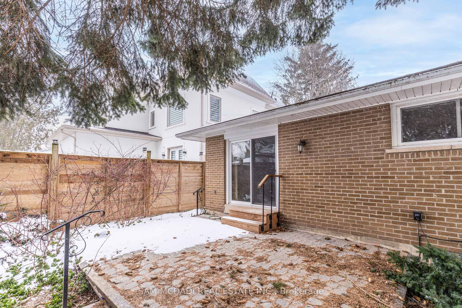 Photo 39 of 246 Vance Drive, Oakville, Bronte — HOMEH
