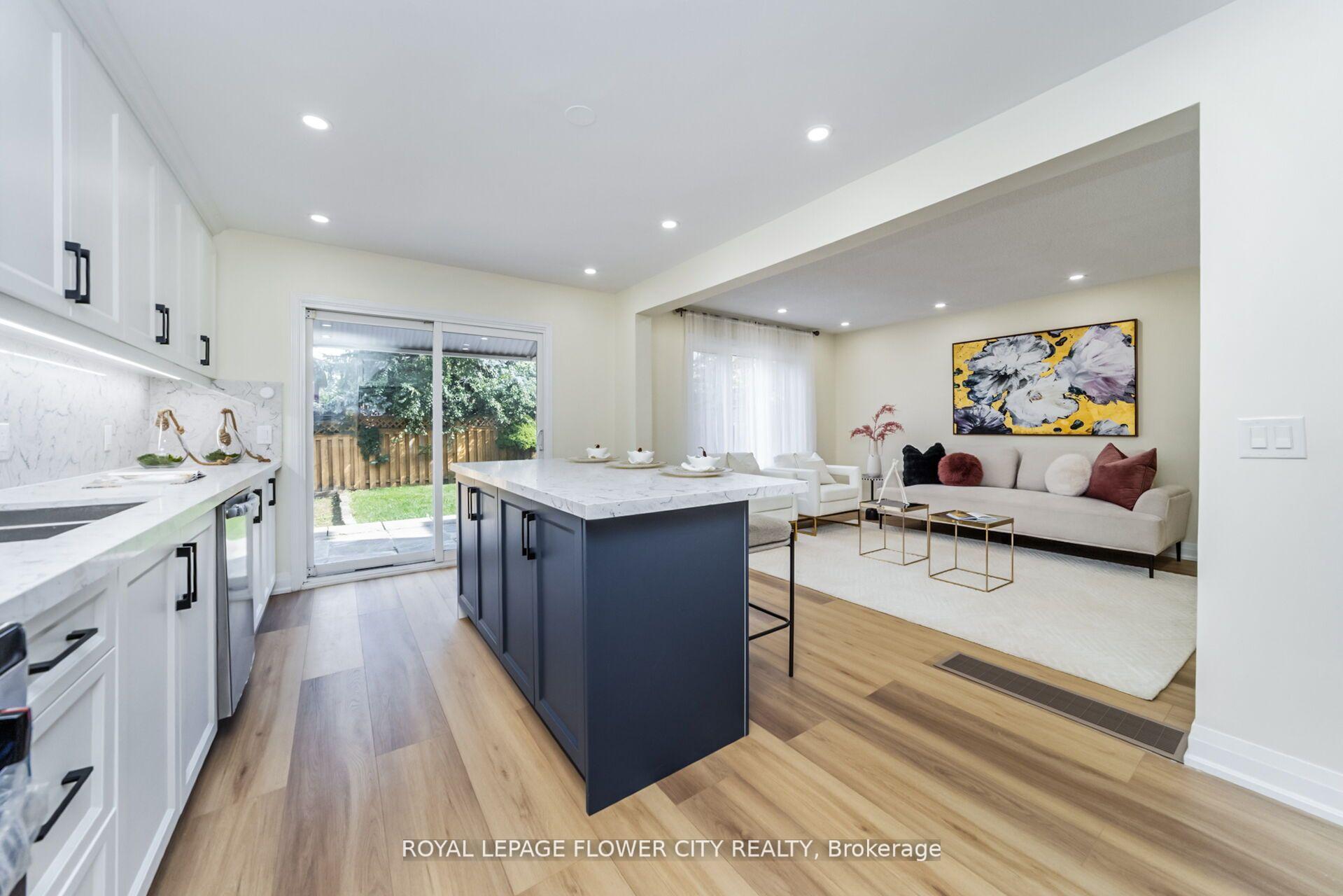 Photo 13 of 4 Natalie Court E, Brampton, Westgate — HOMEH