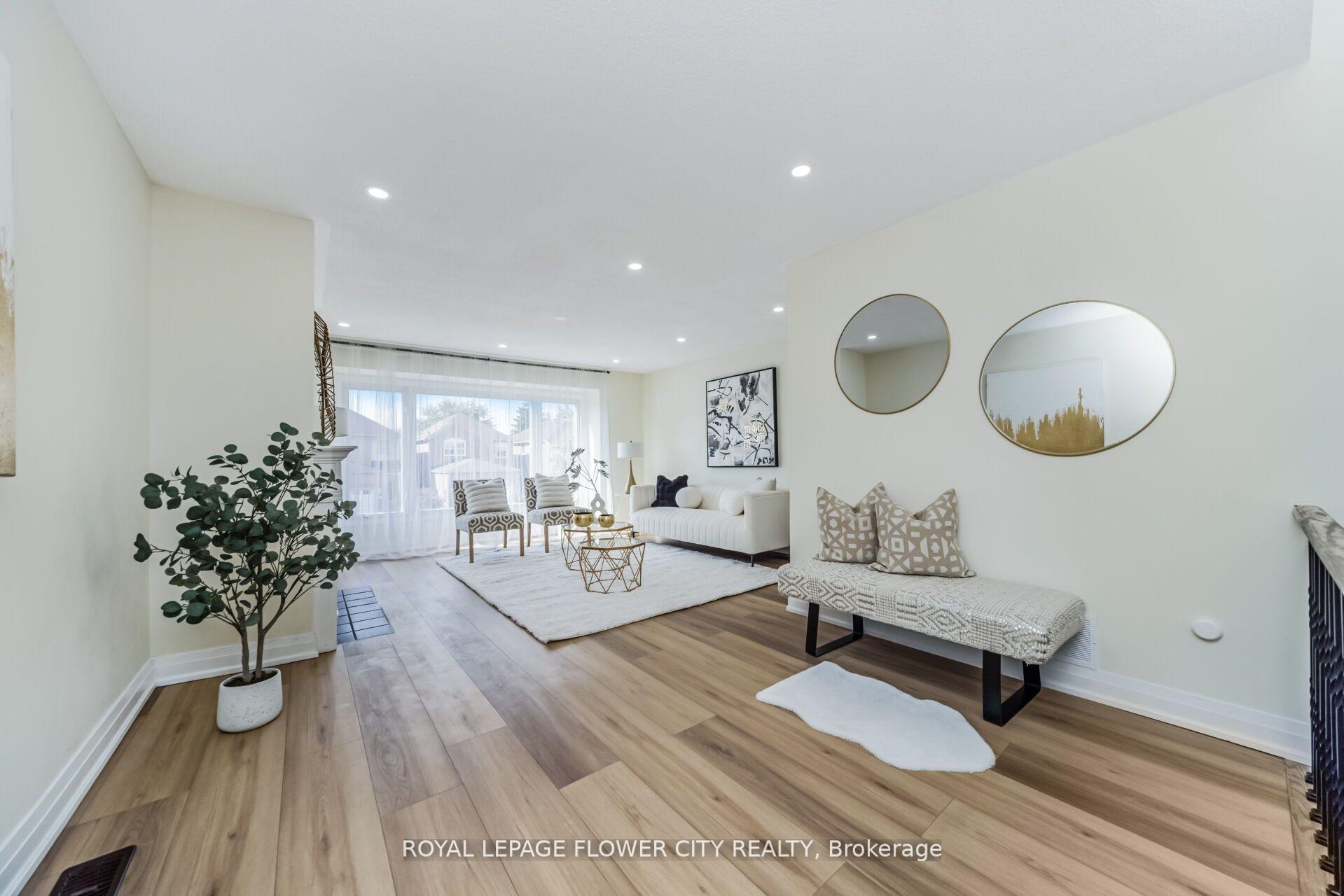 Photo 15 of 4 Natalie Court E, Brampton, Westgate — HOMEH