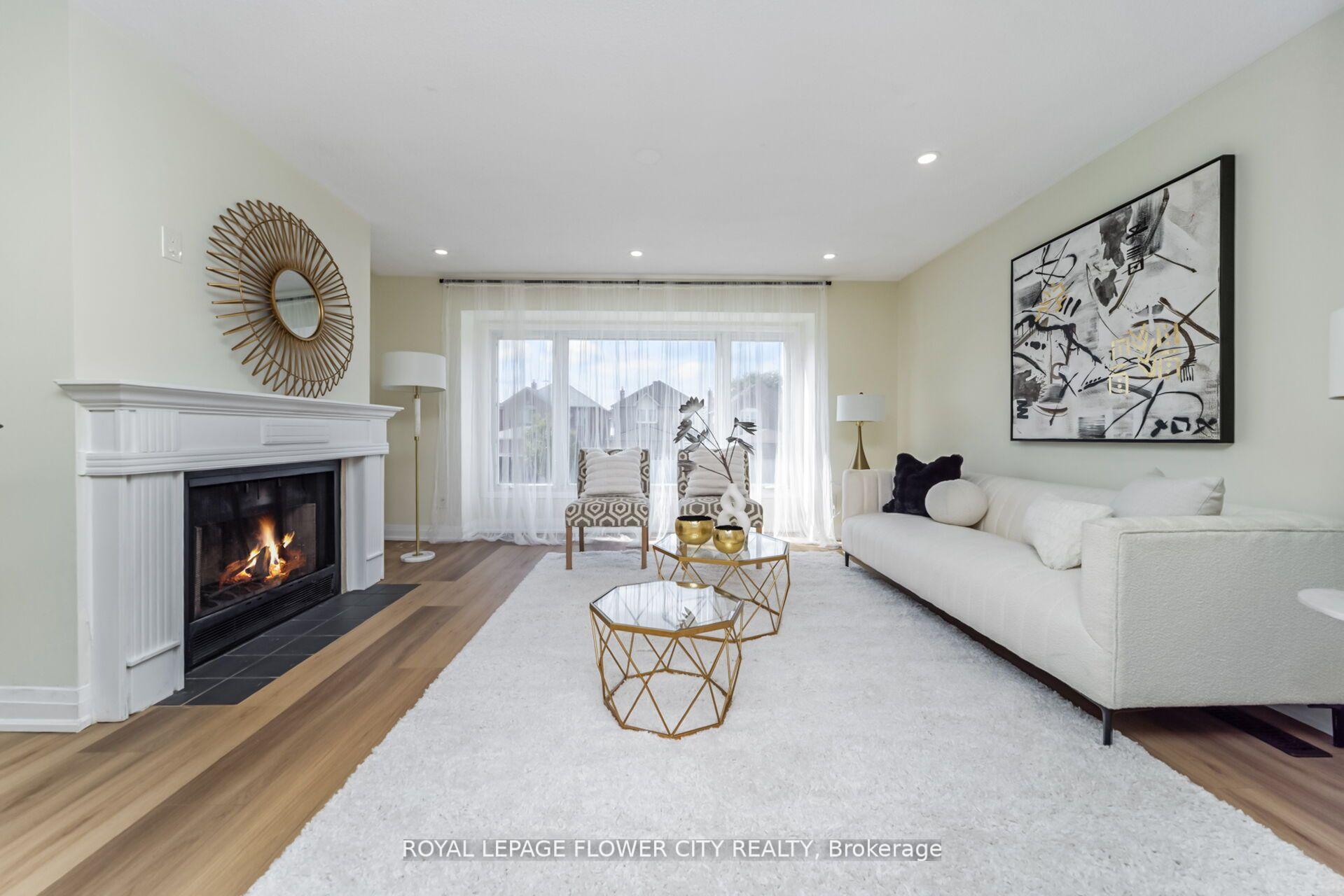 Photo 16 of 4 Natalie Court E, Brampton, Westgate — HOMEH