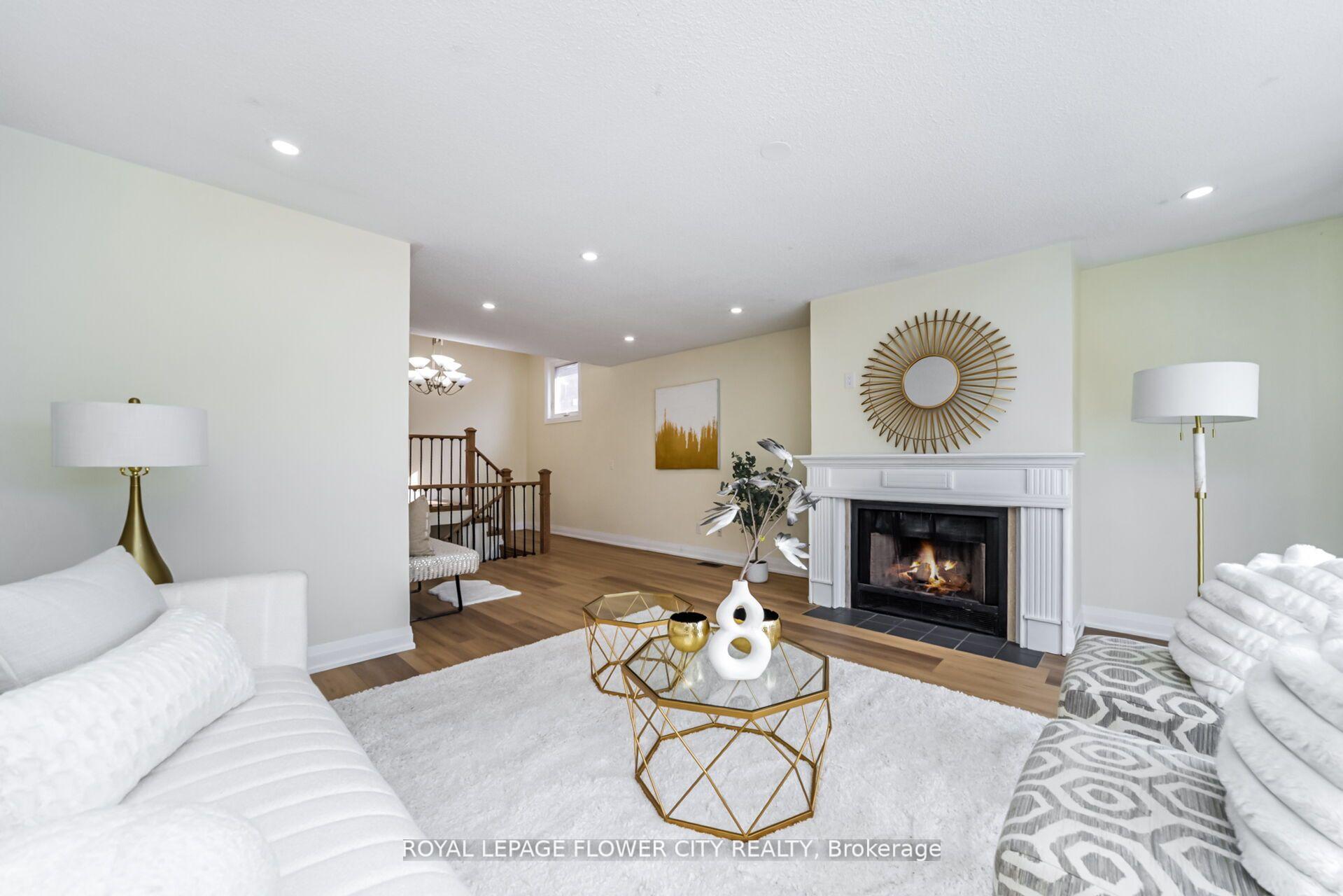Photo 17 of 4 Natalie Court E, Brampton, Westgate — HOMEH