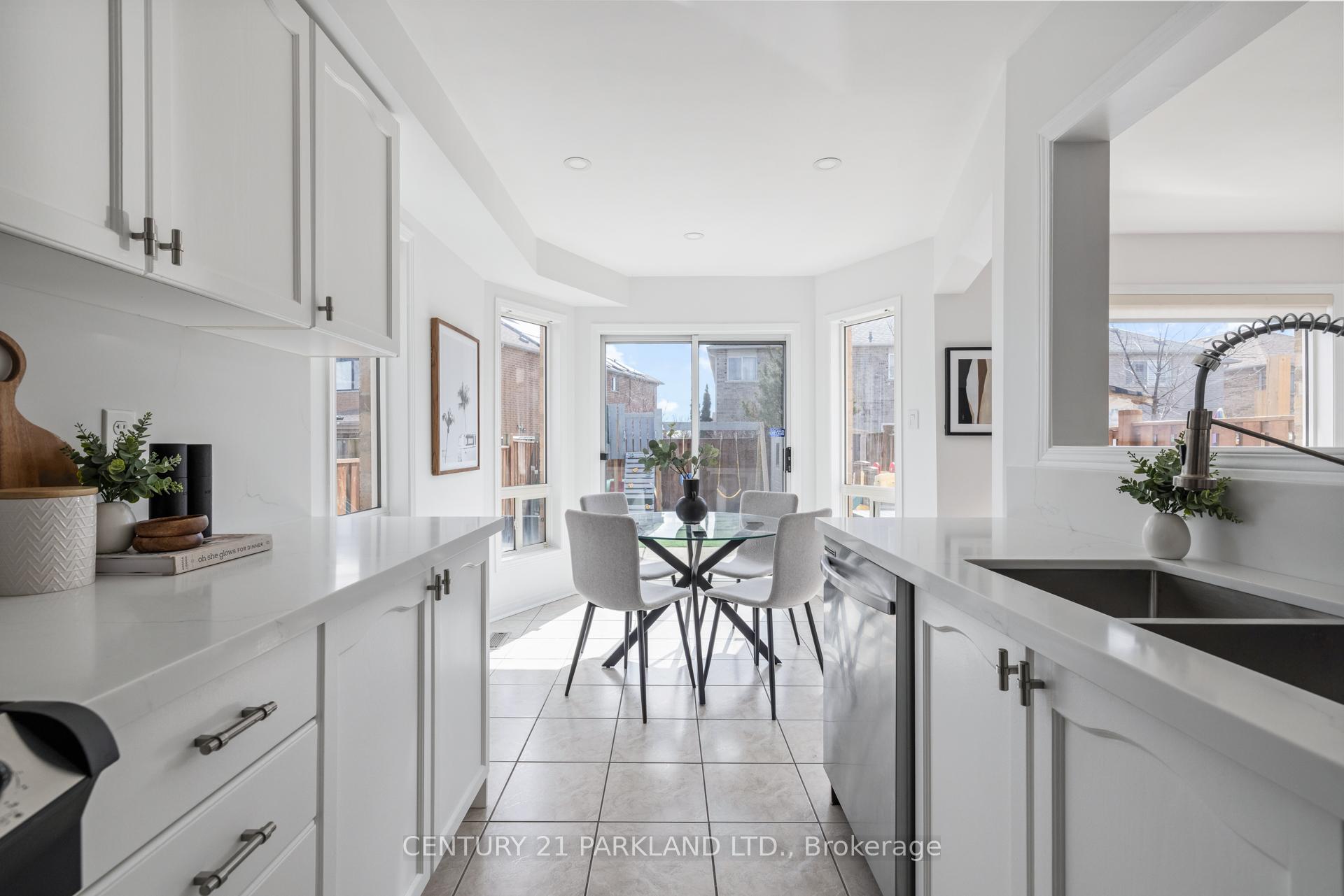 Photo 20 of 18 Humbershed Crescent, Caledon, Bolton West — HOMEH