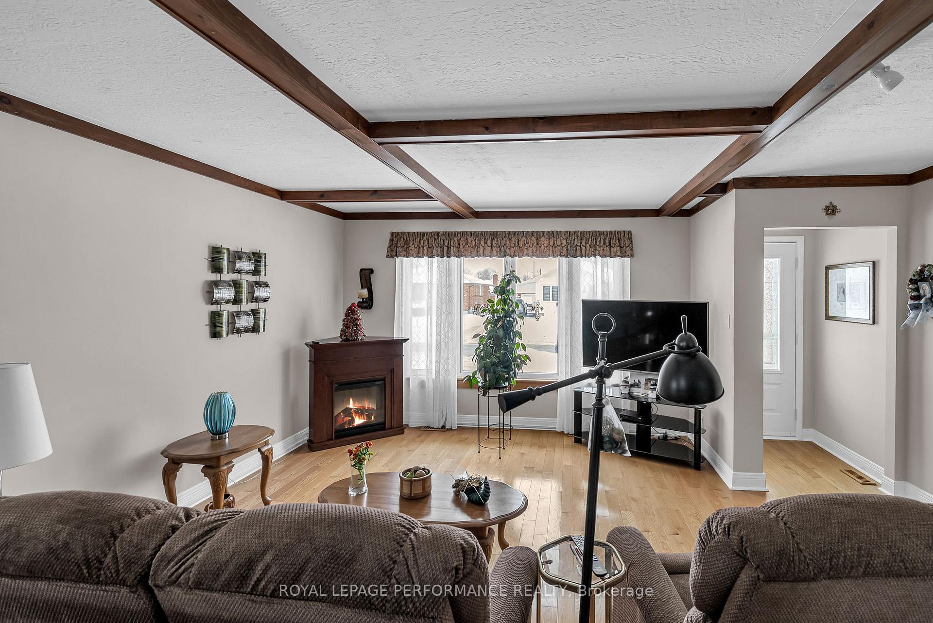 Photo 7 of 252 Jarvis Street, Cornwall — HOMEH