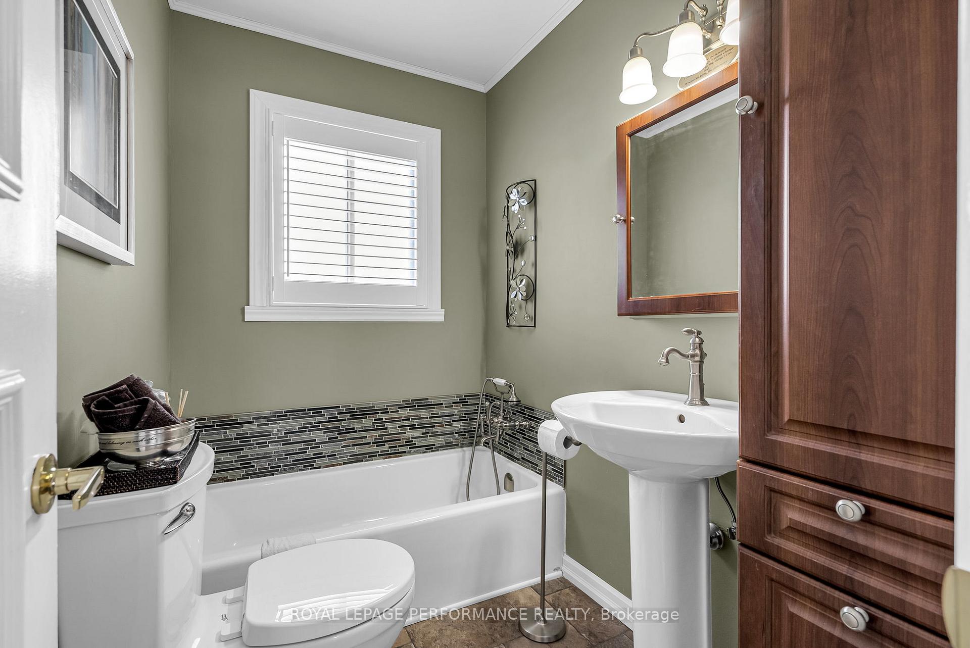 Photo 15 of 252 Jarvis Street, Cornwall — HOMEH