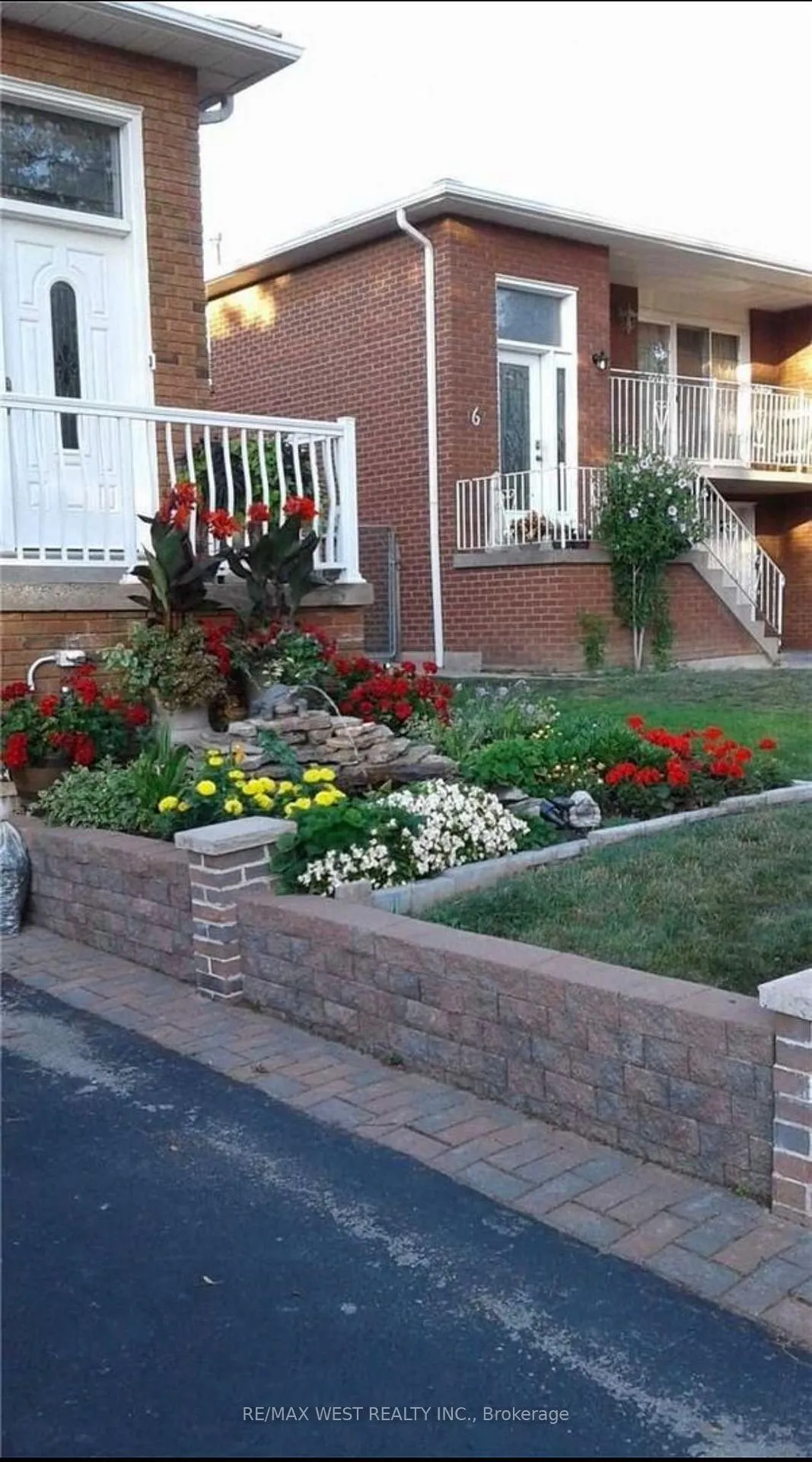 Photo 3 of 4 Dantek Court, Brampton, Brampton North — HOMEH