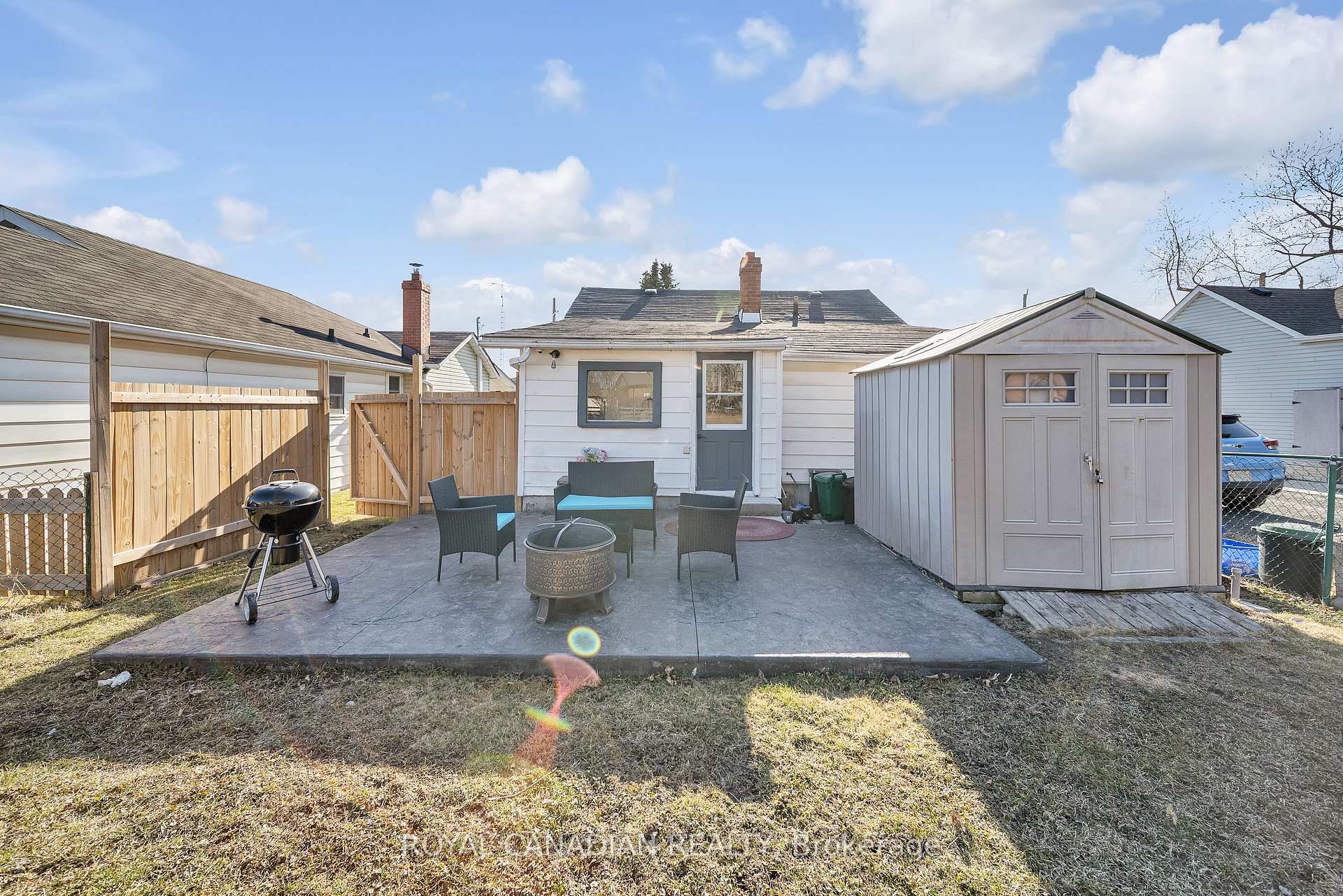 Photo 13 of 59 Brown Street, Clarington, Bowmanville — HOMEH