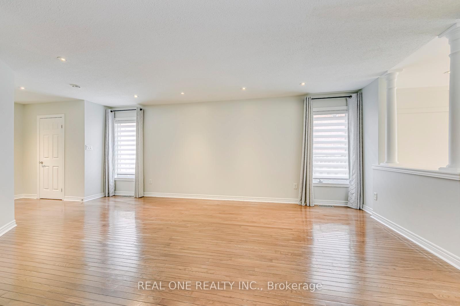 Photo 6 of 1491 Gulledge Trail, Oakville, West Oak Trails — HOMEH