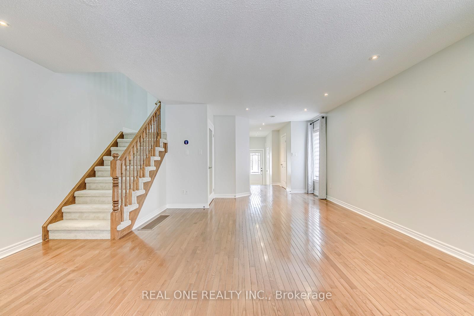 Photo 7 of 1491 Gulledge Trail, Oakville, West Oak Trails — HOMEH